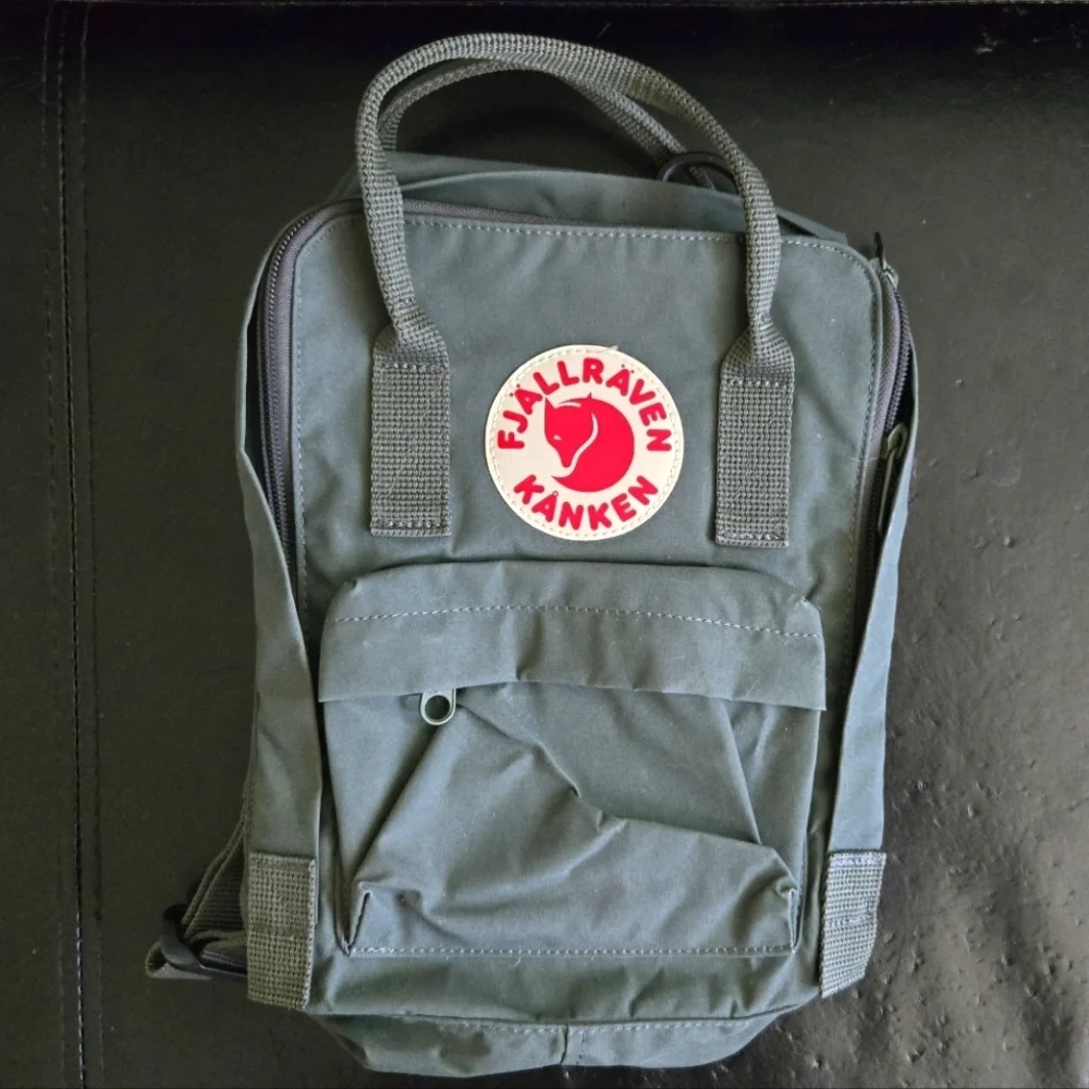 kanken mini backpack super grey Fjallraven 23561 Official Amazon Backpack, Capacity: 2.5 gal (7 L) : Clothing, Shoes & Jewelry adjustable straps Knken Mini Backpack - My